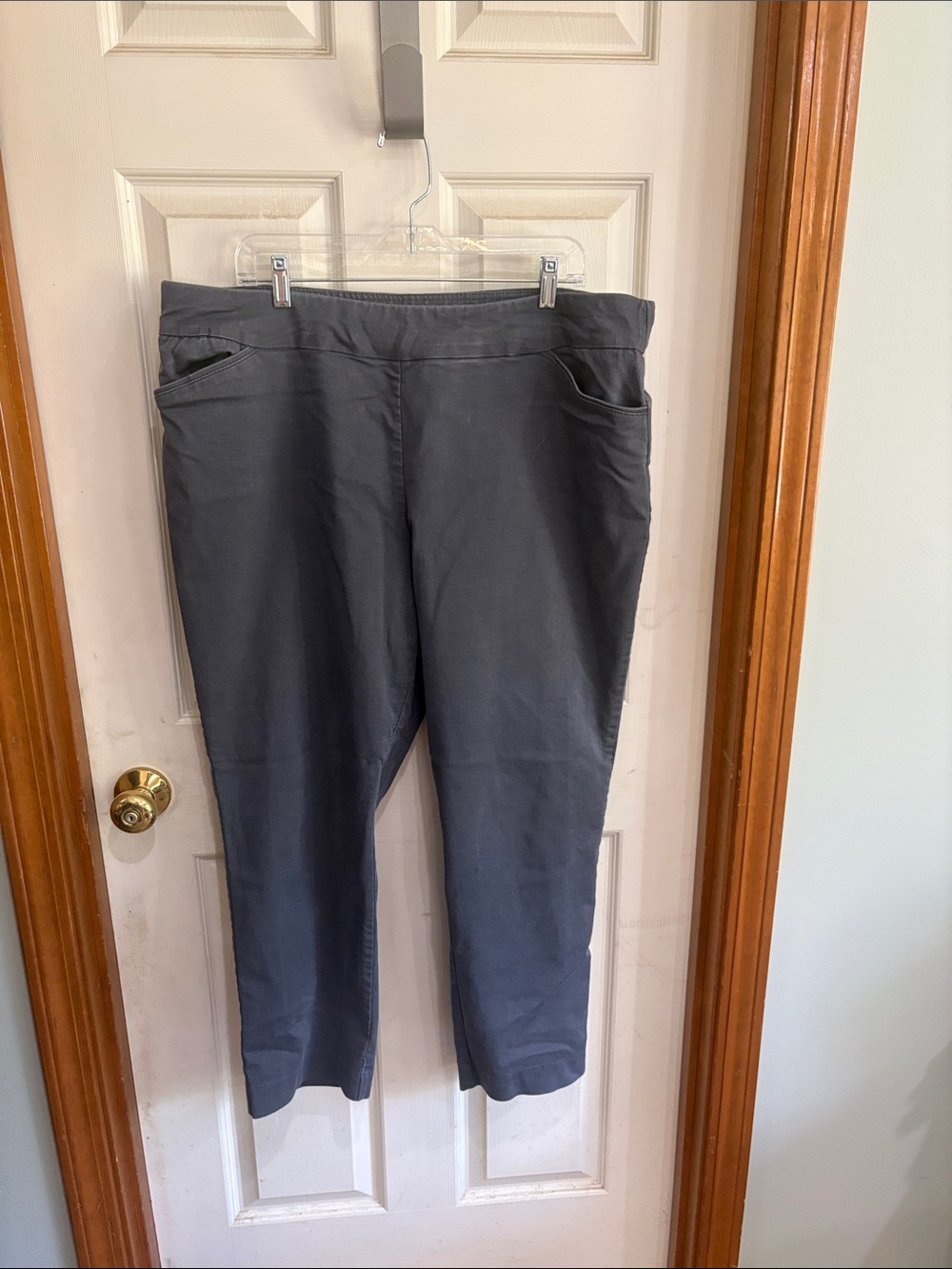 Sonoma Straight Leg Pants in Charcoal Gray
